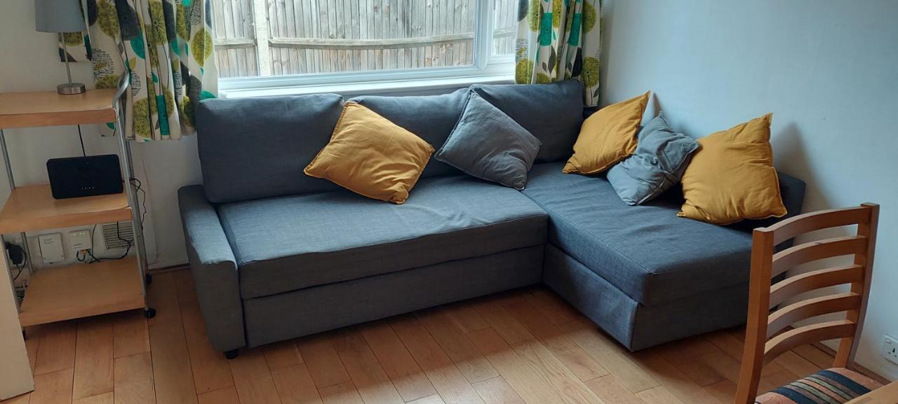 Lovely 3 Bedroom House Wimbledon *
