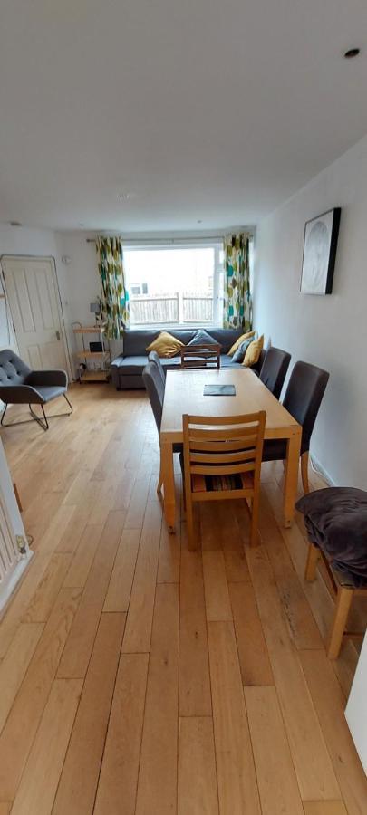 Apartment Lovely 3 Bedroom House Wimbledon