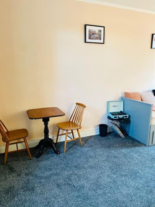 2 Bedroom Flat On Tottenham High Rd. Apartment *