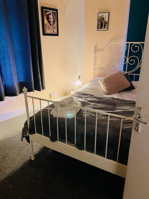 2 Bedroom Flat On Tottenham High Rd. * London