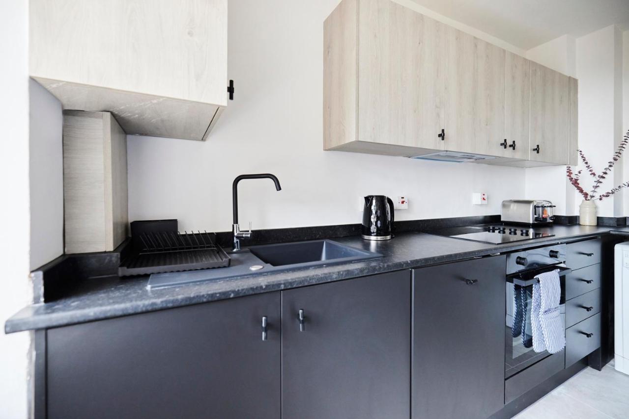 The Escape - Modish 1bdr Flat * London