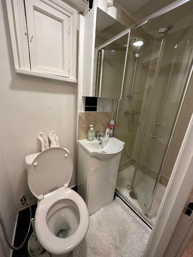 Single 9 * Londres