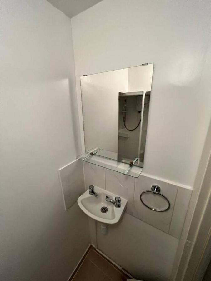 Apartment Flat In Lovely Alexandra Palace London