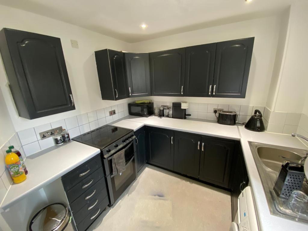 1 Bed Near Vibrant Bethnal Green Apartamento *