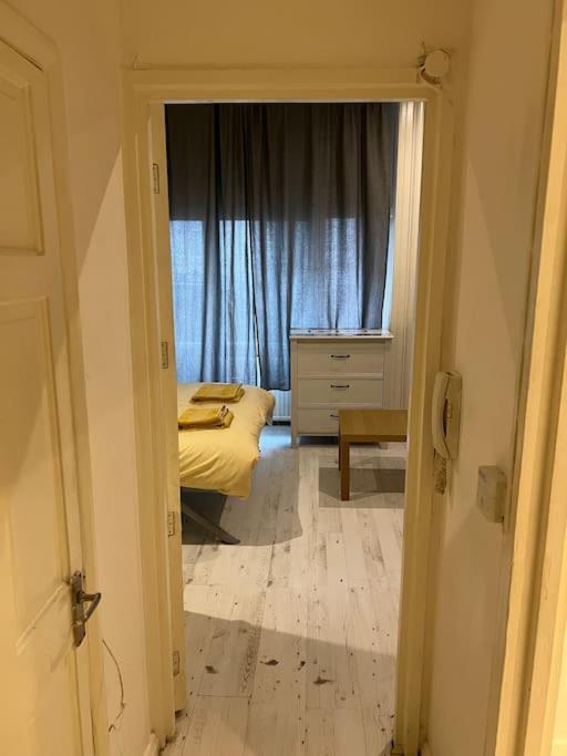 Apartamento Ground Floor One Bedroom Flat Hyde Park In Central *