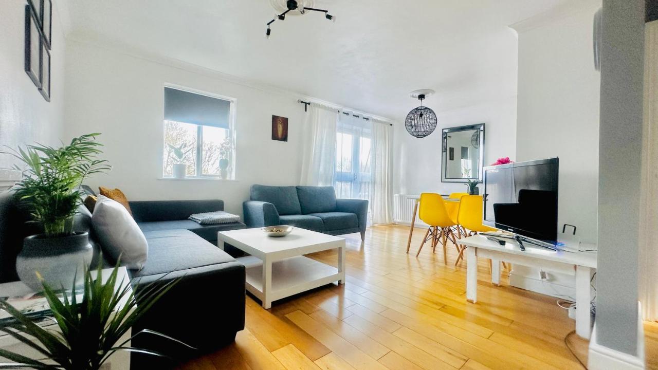 Apartment Canal View House: Of Oasis *