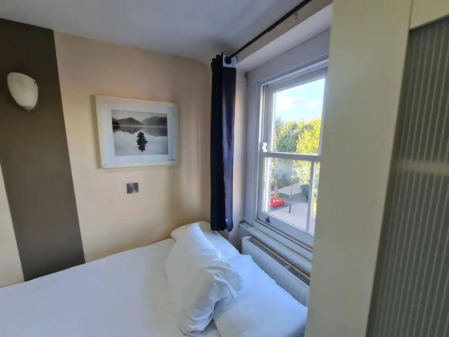 Lovely En-suite Bedroom Apartamento *