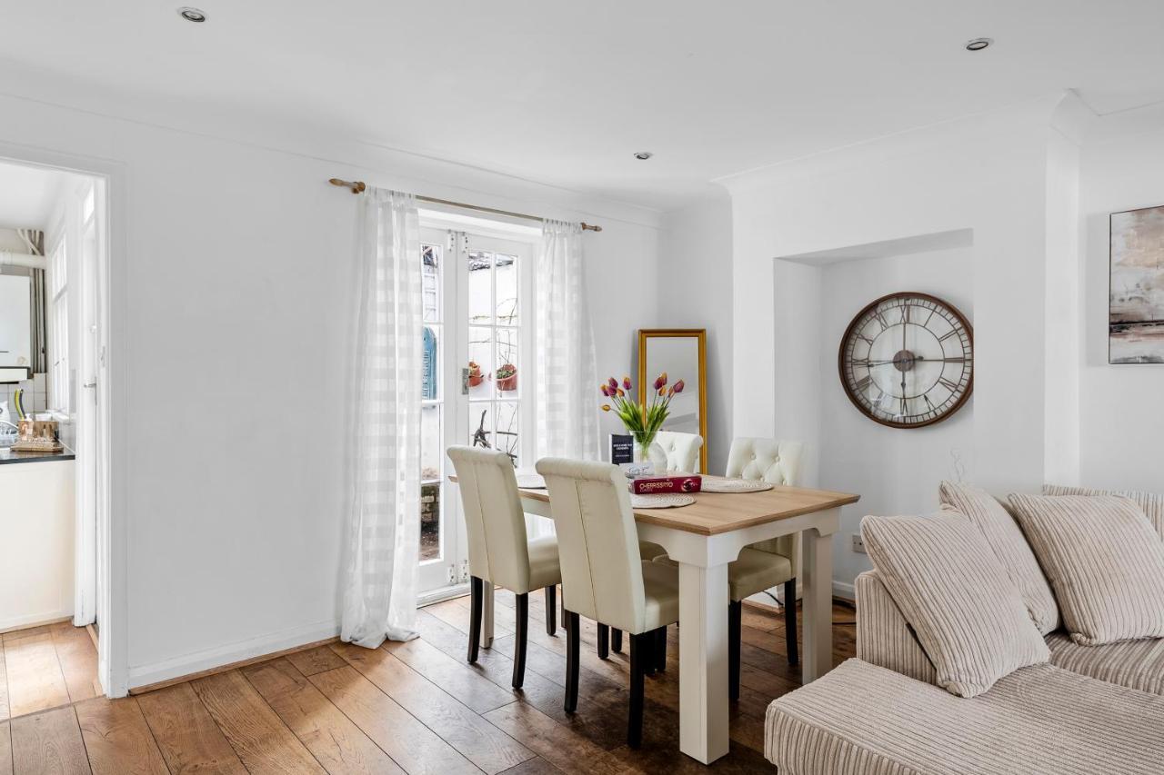 Kensington Two Floor Mews House Holiday home