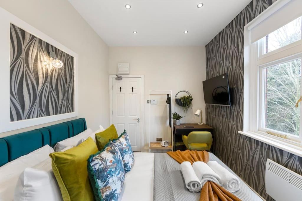 Apartment Sweet Suite: Trendy Studio For Two