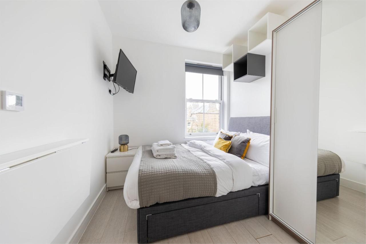 Double Bedroom In Tufnell Park With Wifi * London