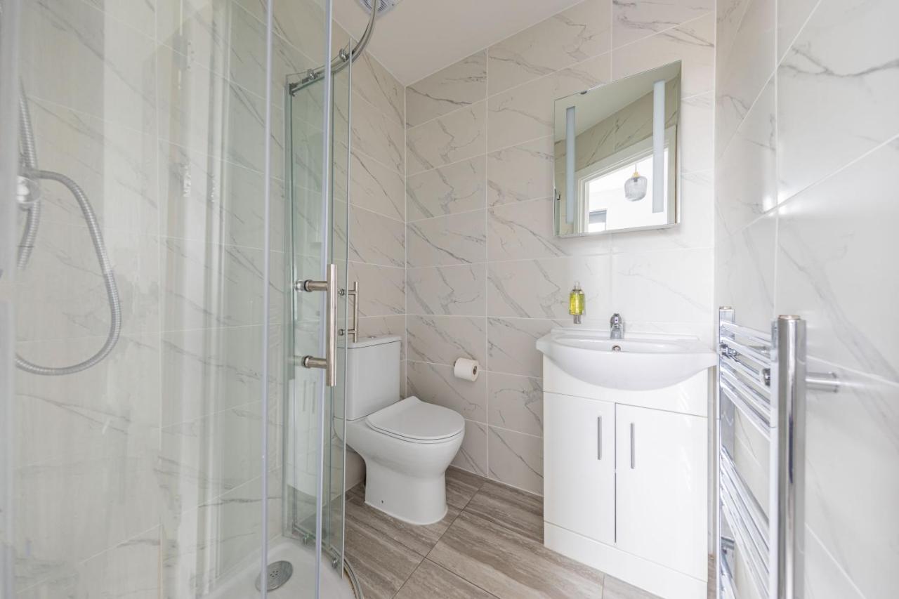 Double Bedroom In Tufnell Park With Wifi Apartment