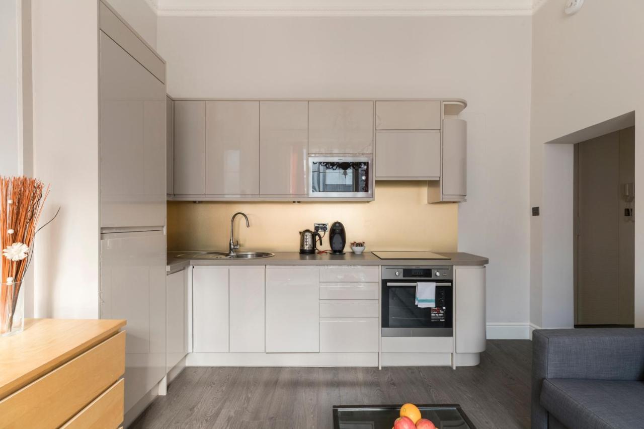 Hyde Park Apartment *