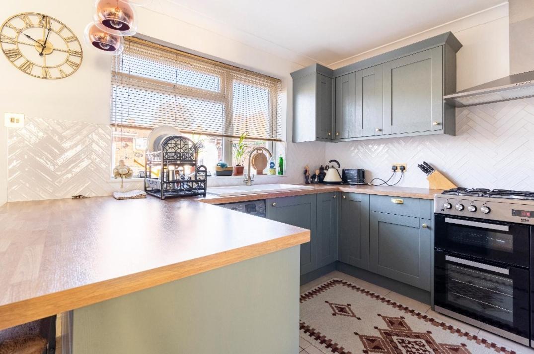 Homestay Lovely House London