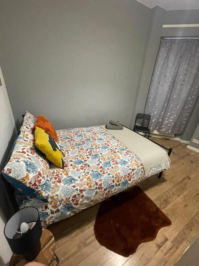 Contemporary Private Near Central Homestay
