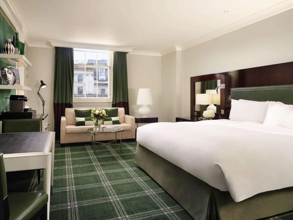Sofitel St Hotel