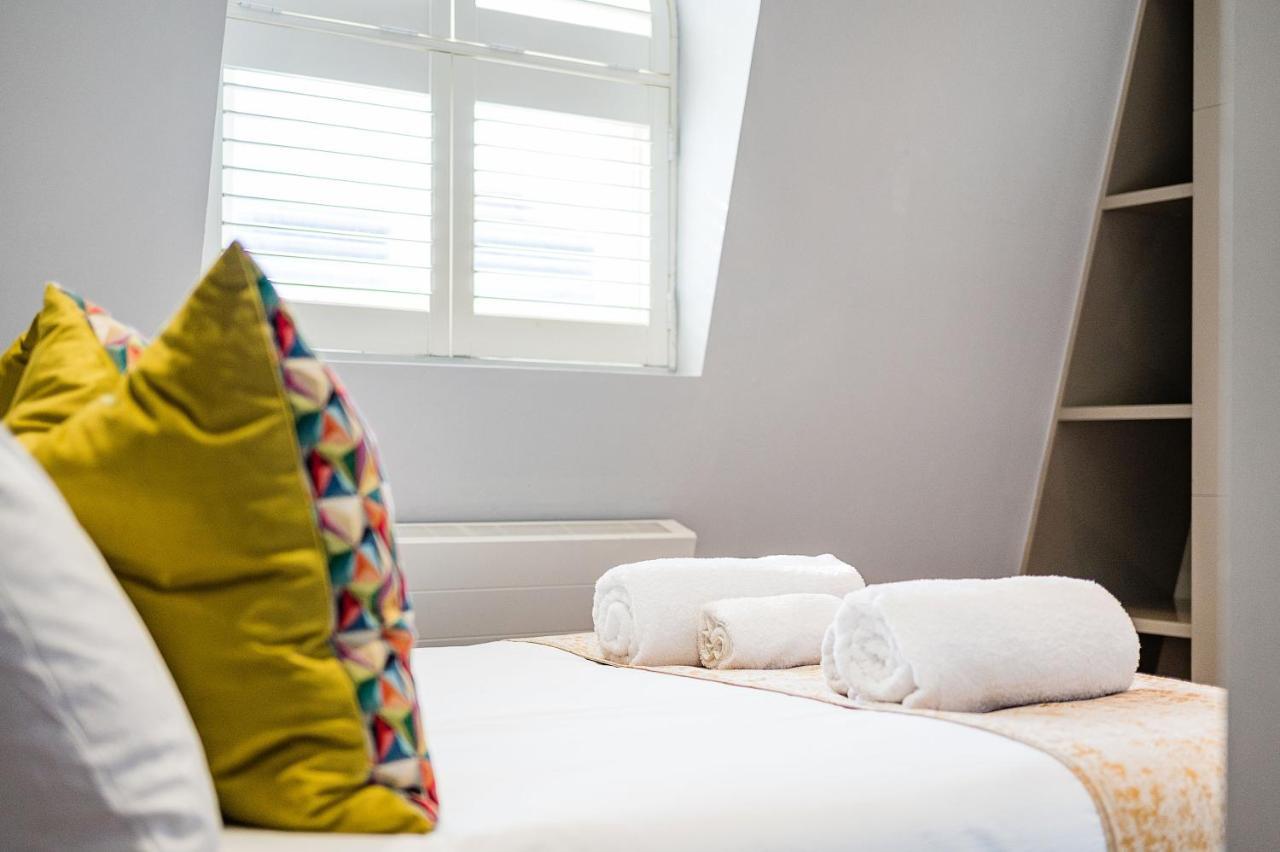 Modernized South Kensington Apartment London