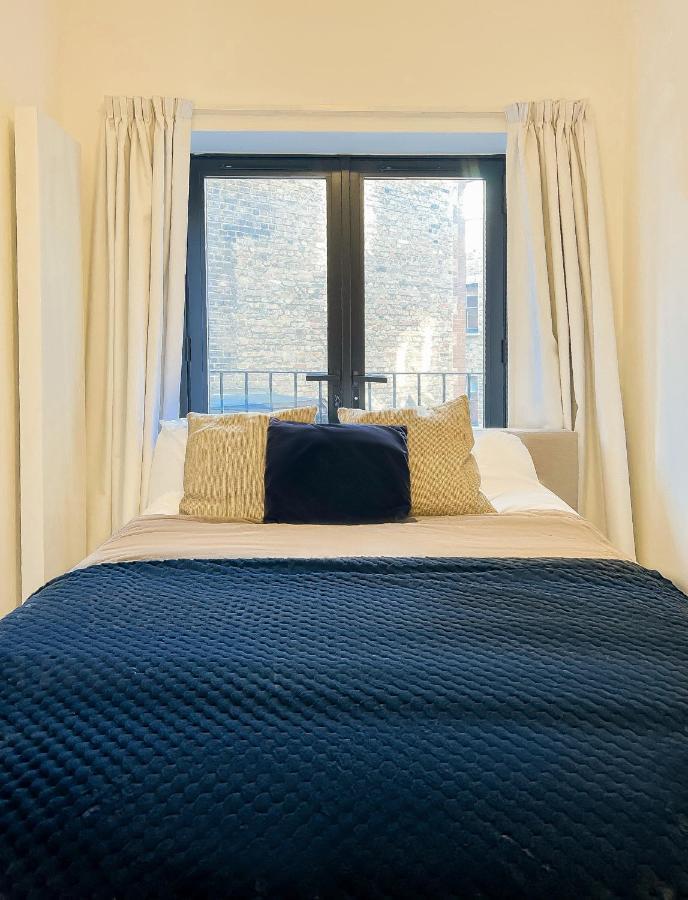 Modern Chic Flat In Shoreditch *