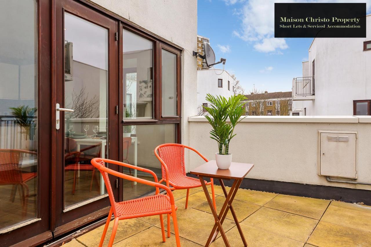 Eden: Cozy 2-bedroom By Maison Christo Apartment London