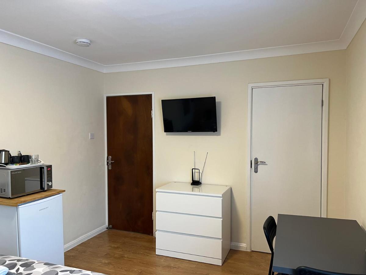 Kensal 2 Guest house London