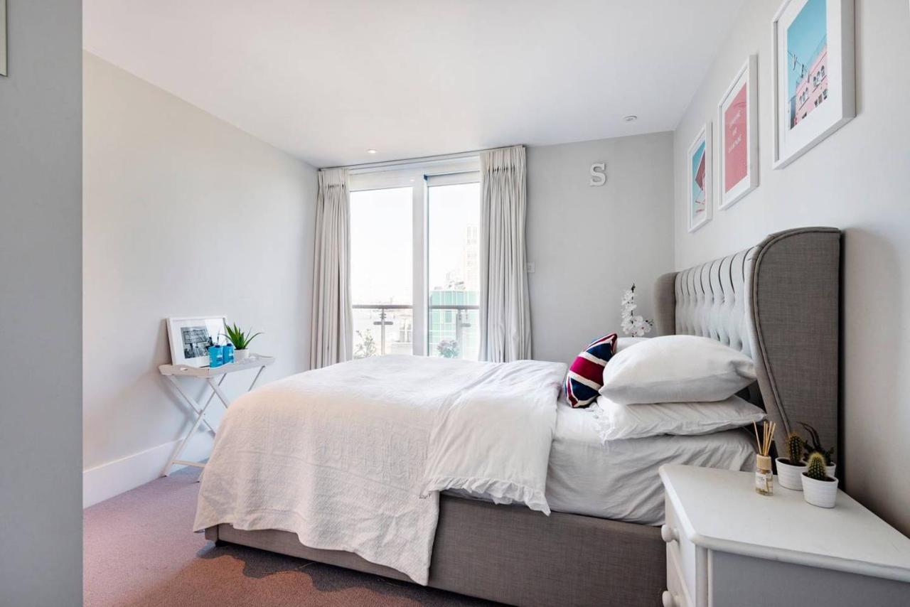 Luxury Panoramic 3 Bed With Private Terrace London