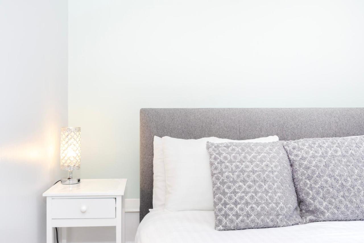 Apartment Wells Street London