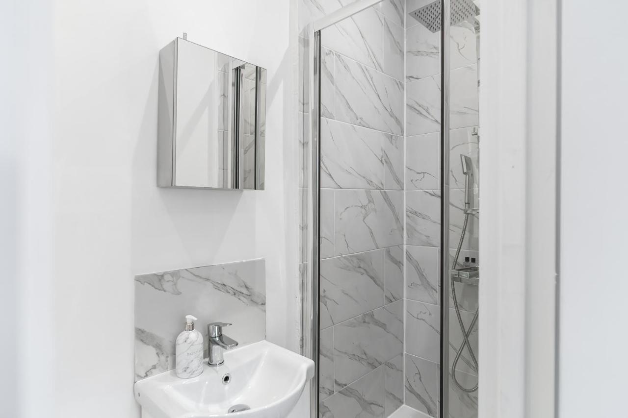Livestay-modern Studio In Zone 2 * Londres