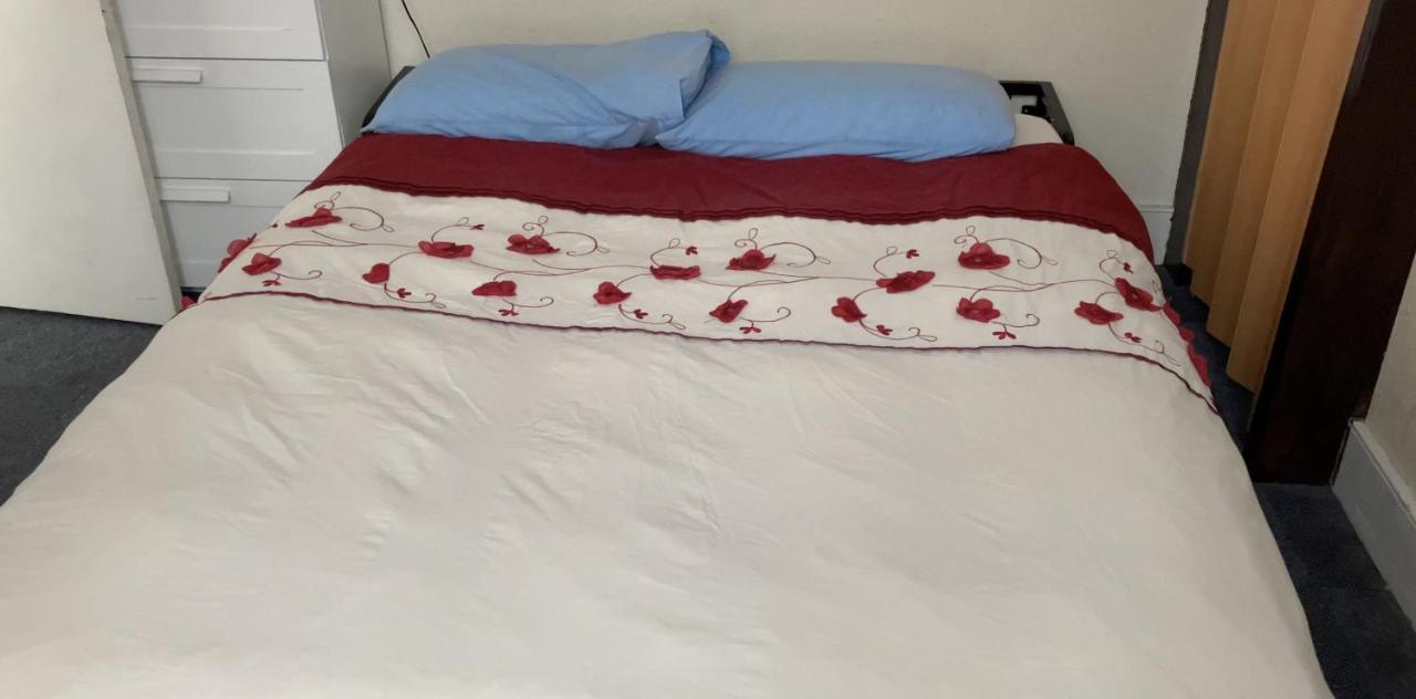 To Let In 3* London