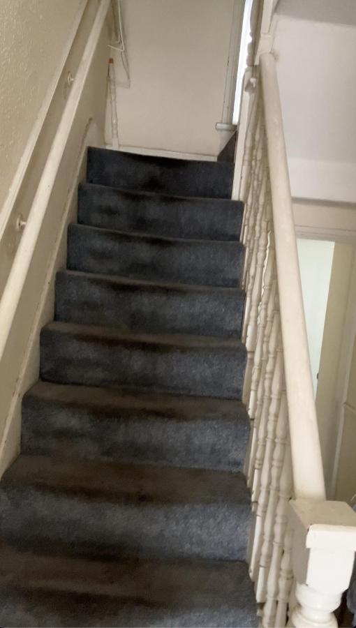 To Let In Guest house London