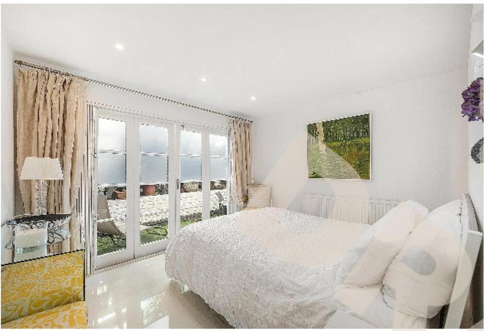 Apartment Earls Court Spacious London