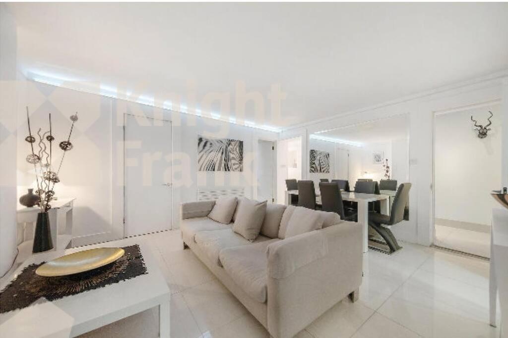 Earls Court Spacious Apartment *