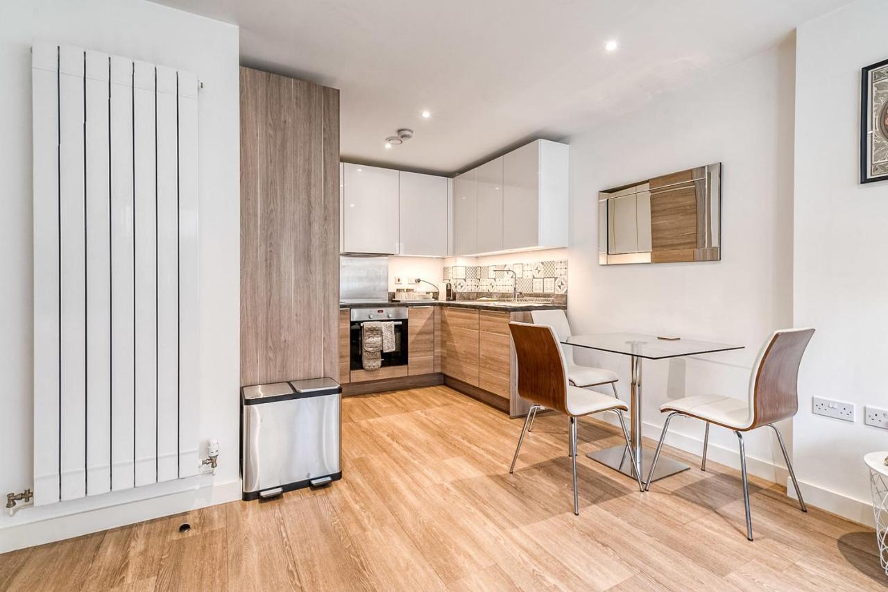 Apartamento Modern Surrey Quays Flat *