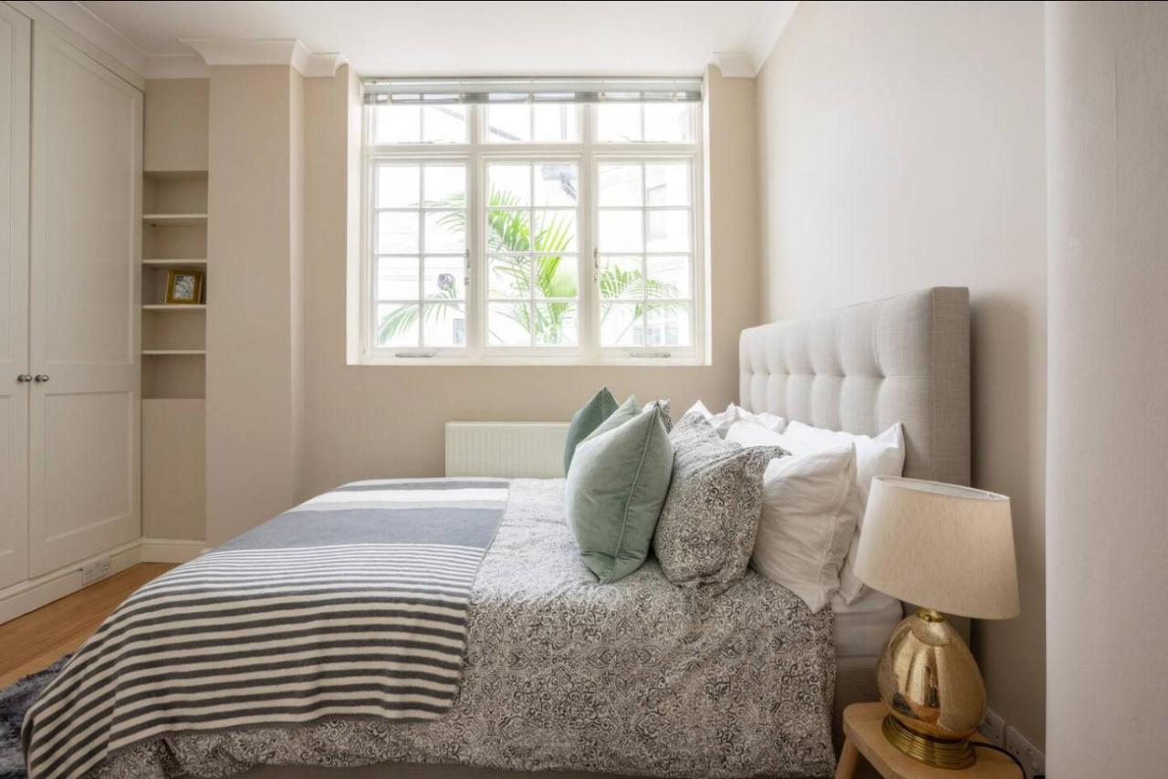 Amazing Mayfair Apartment
