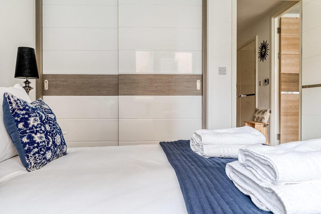Apartamento Modern Surrey Quays Flat Londres