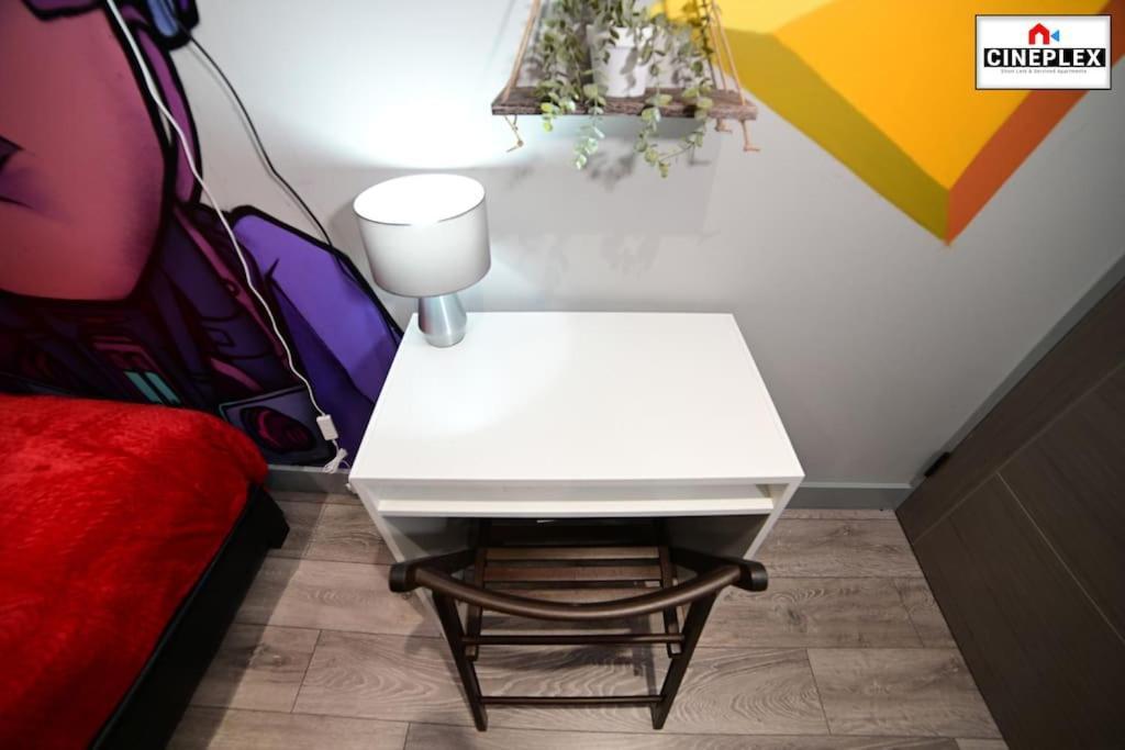 Business Leisure Professional Flat B Unit 2 Lewisham Wifi Netflix By Cineplex Short Lets & Serviced Apartment London