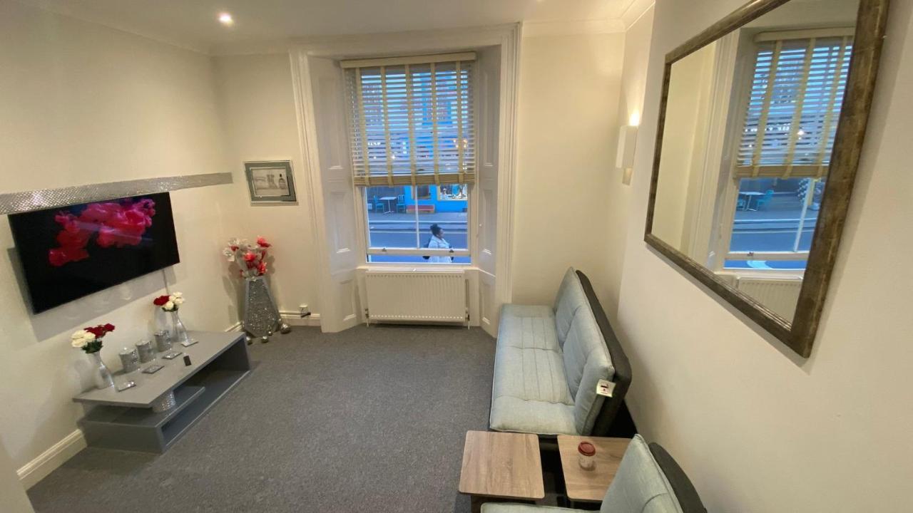 2 Notting Hill Portobello Road Amazing Location! Apartment London
