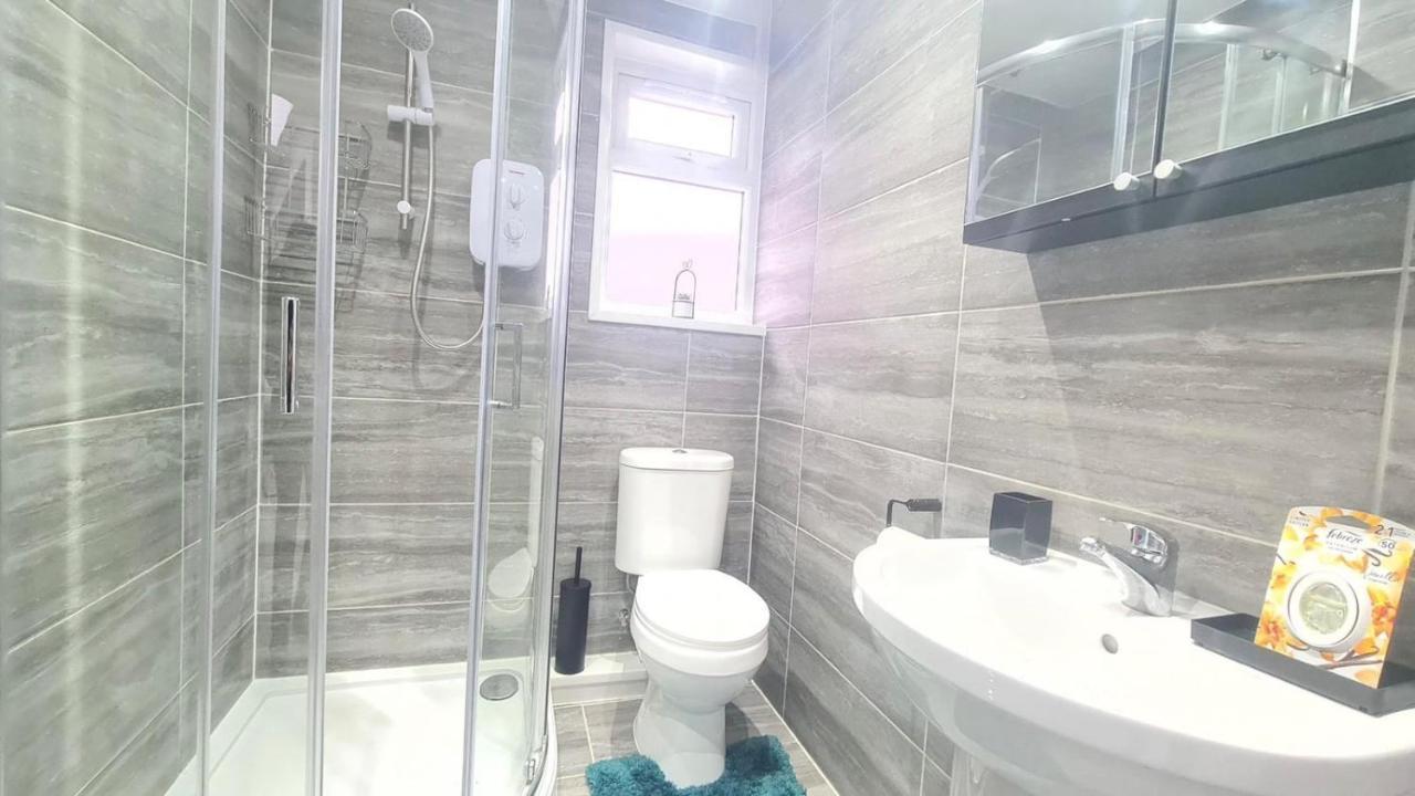 Homestay Cosy In Manor Park London