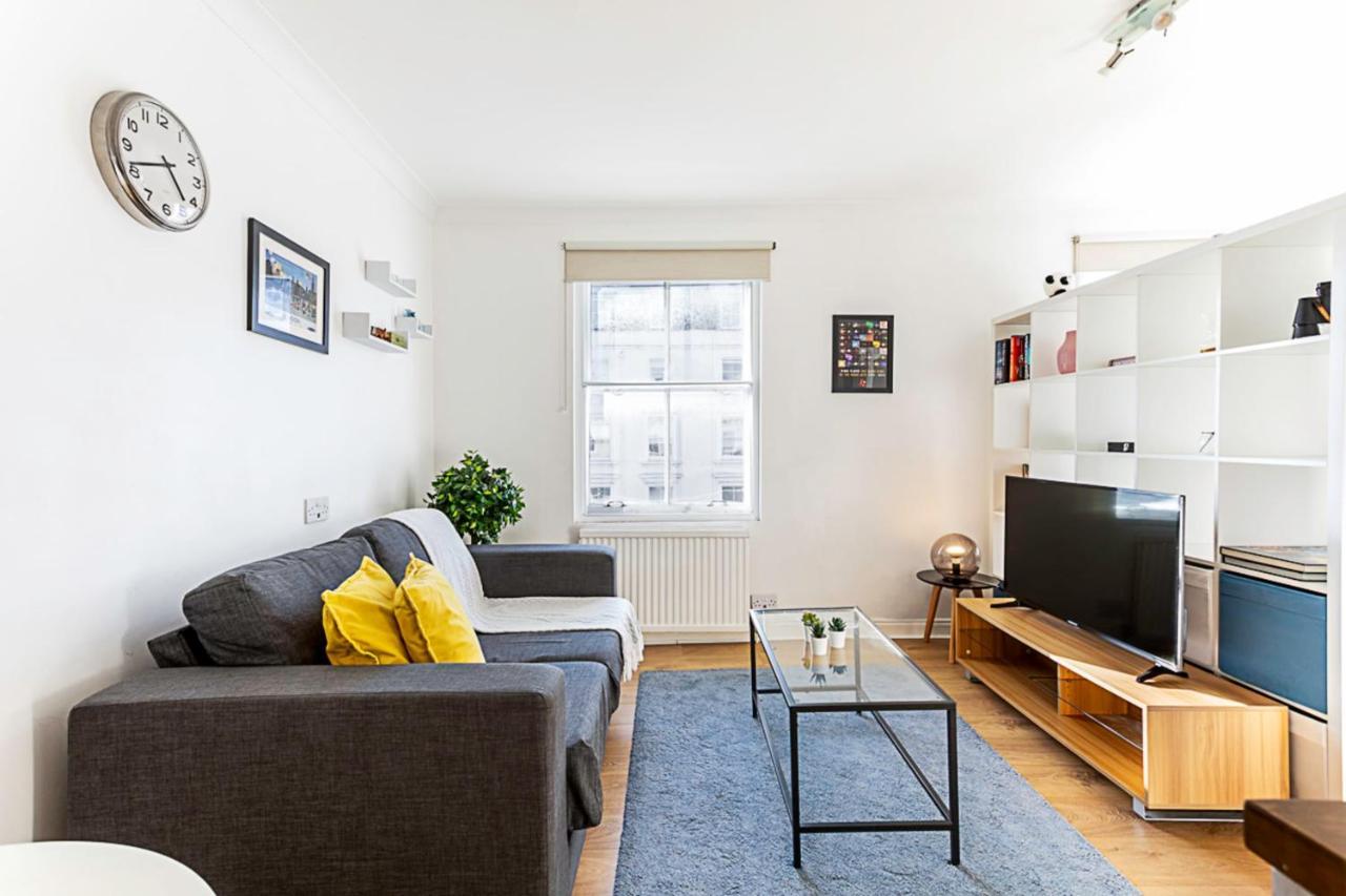 Convenient Studio Near Victoria * London