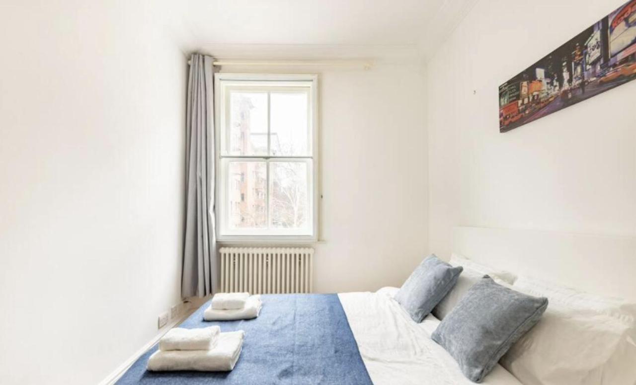 Earl's Court One Bedroom Flat Apartment