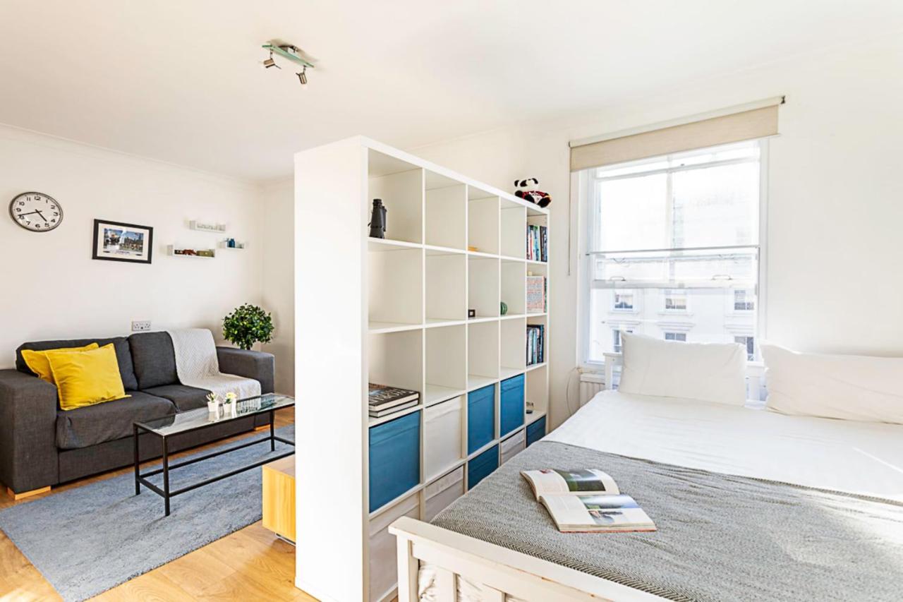 Convenient Studio Near Victoria Apartment
