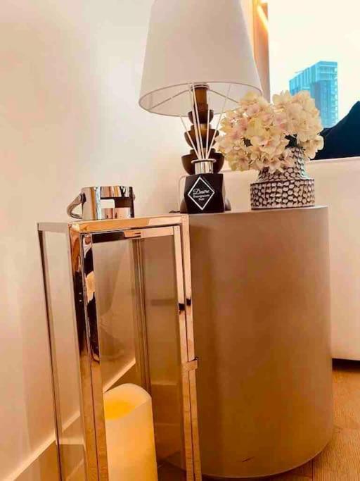 Large 3 Bed 3 Bathrooms Penthouse With Terrace And Views In Apartment *