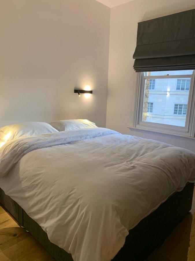 Apartment Regents Park London