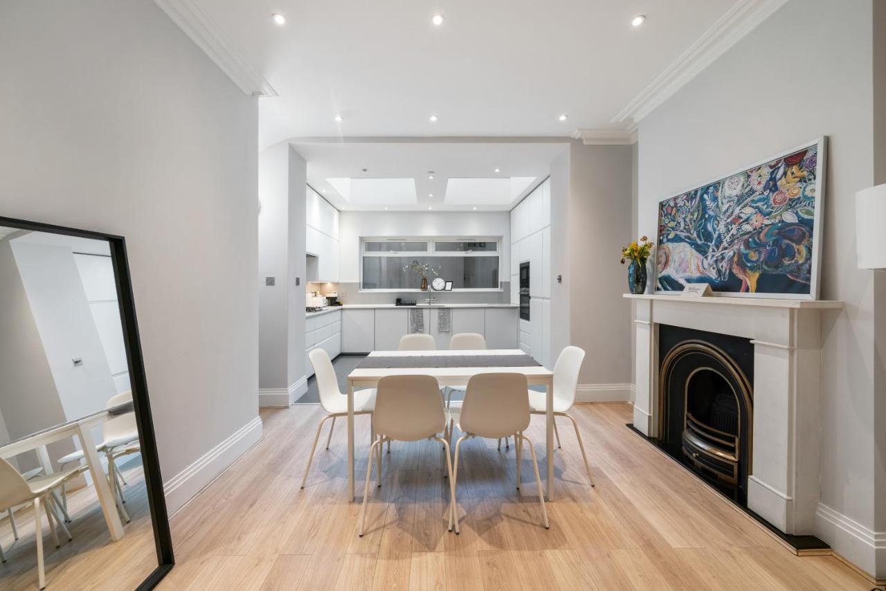 Modern 4 Bedroom Townhouse With Cinema In The Heart Of Se1 * Londres