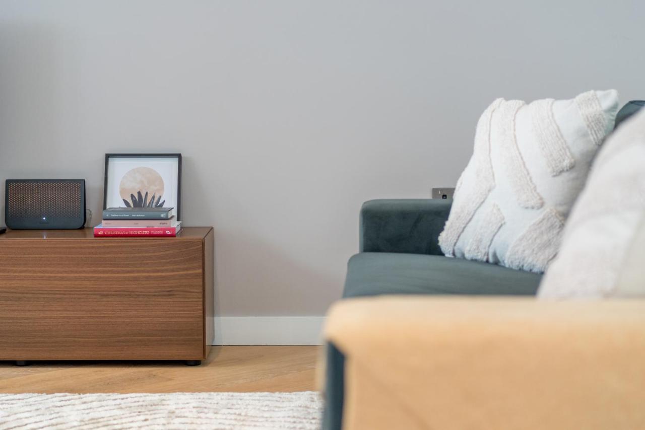 Holiday home Joivy Stylish 3 Bed, 3 Bath House With Private Courtyard In Chelsea London