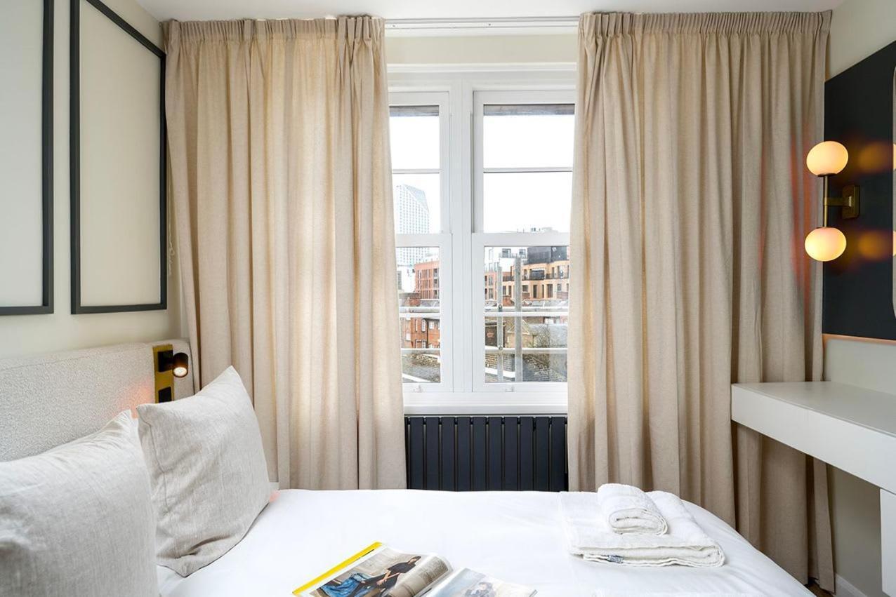 Stylish And Convenient 2 Bed London