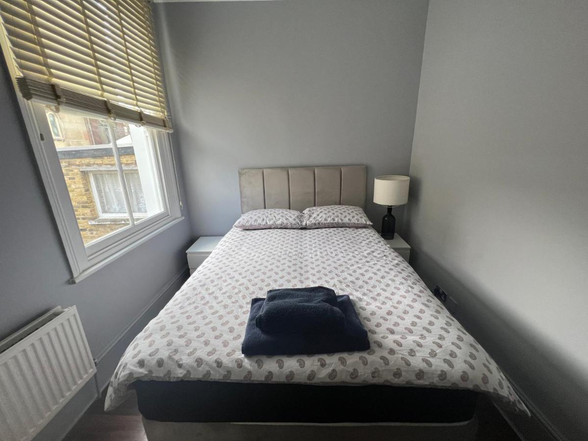 Lovely 2-bedroom Victorian Flats Apartment London