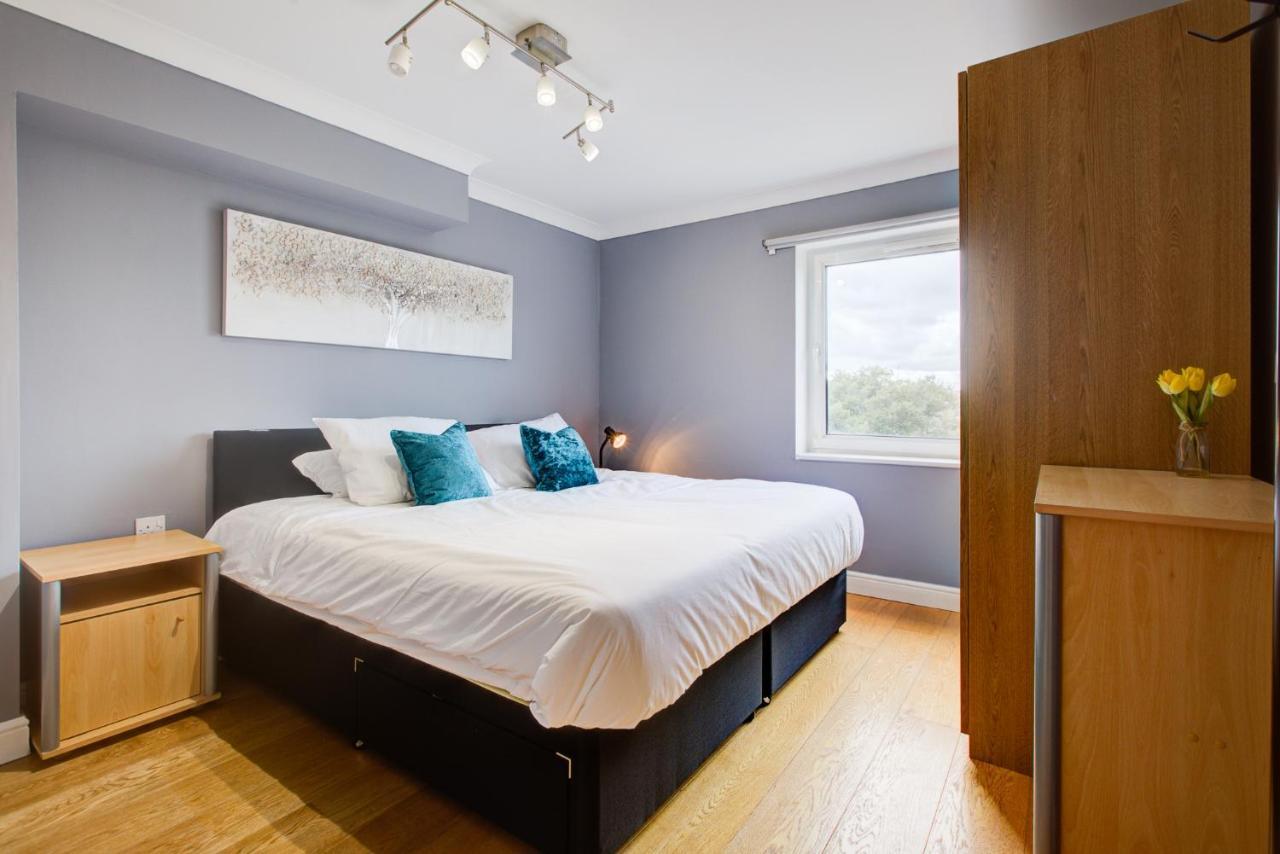 Statera - Thames View Apartment *