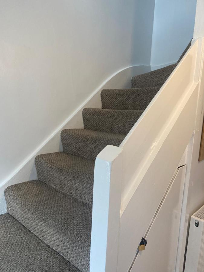 Hameway House- Stunning 4 Bedroom House With A Spacious Kitchen * Londres