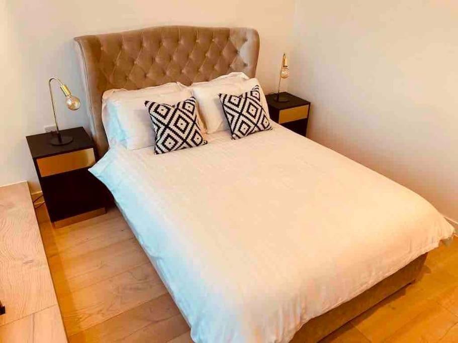 Apartamento Large 3 Bed 3 Bathrooms Penthouse With Terrace And Views In Londres