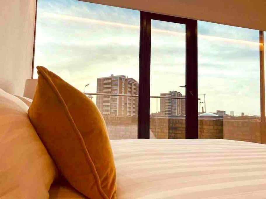 Apartamento Large 3 Bed 3 Bathrooms Penthouse With Terrace And Views In Londres