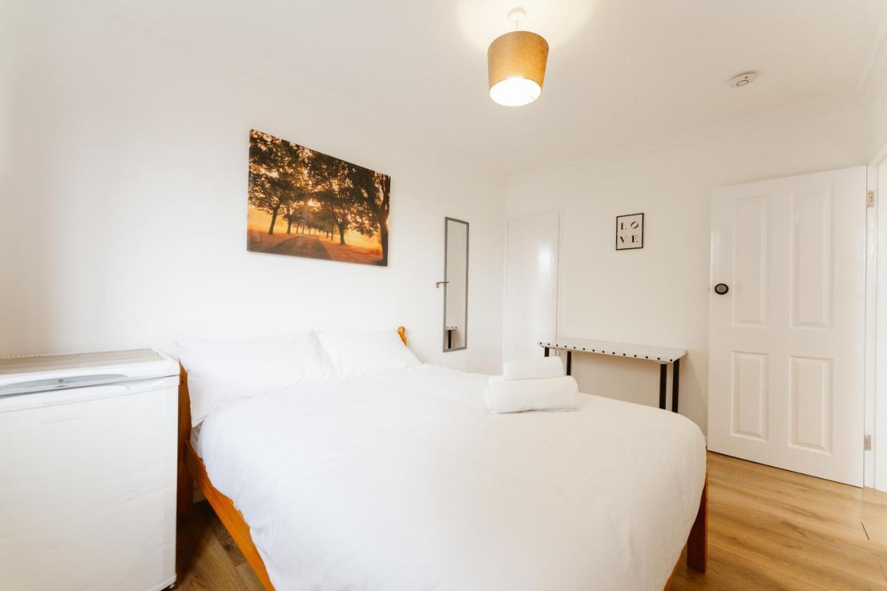 Hostel Wesferry Beds To *
